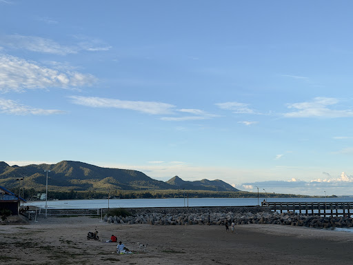 ภาพ รุ่งเรือง บีช แคมป์ /RUNG RUENG BEACH CAMPING PLACE